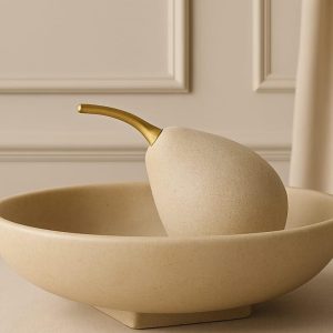 קערת אבן בשילוב תפוח ואגס בצבע לבן אבן