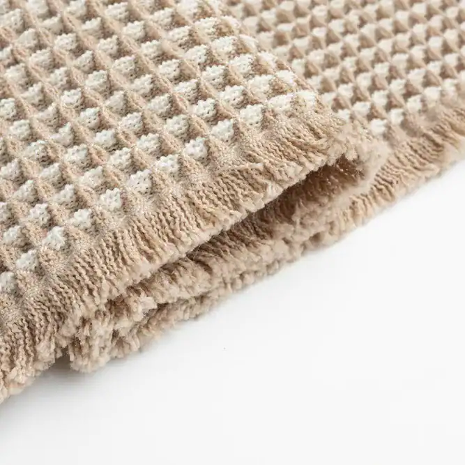 שטיח צד מיטה שמנת חום